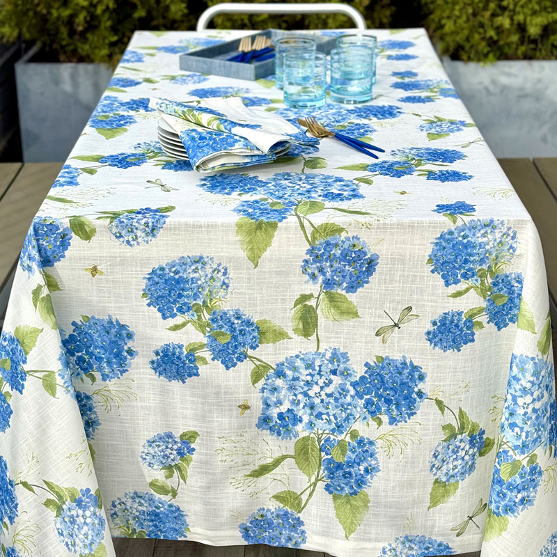 Hydrangea Blue 63"x108" Cloth