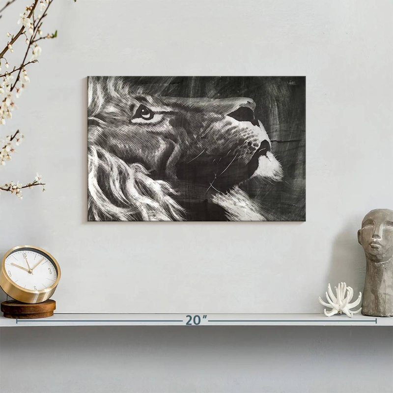 Brampt Chalk Lion, 8" H x 12" W