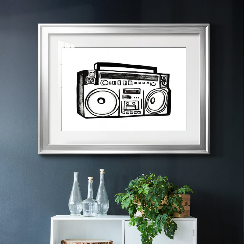 Croquis de Boombox, H 30 po x l 44 po x P 1,5 po, Argent