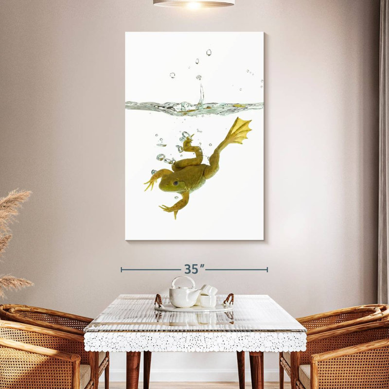 Grenouille sous l'eau, H 51 po x l 34 po
