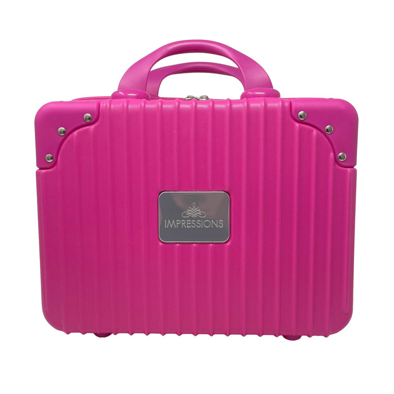 Étui de voyage Impressions Vanity London avec séparateurs réglables à poignée supérieure, rainures verticales conçues, quincaillerie extérieure argent durable, base de protection pour les pieds, poche à fermeture éclair pour les pinceaux de maqu