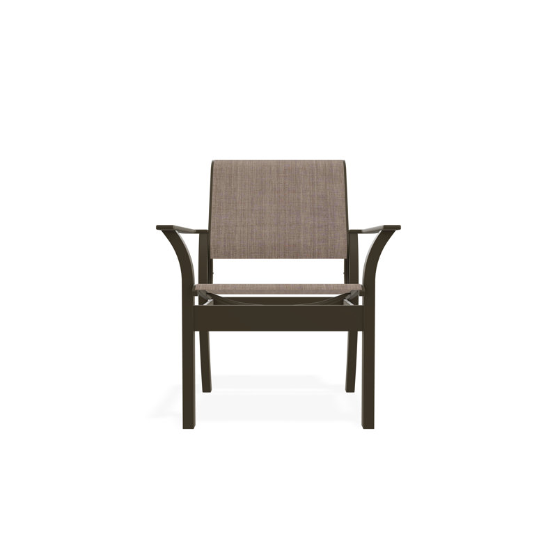 Chaise de café empilable en polymère de qualité marine Leeward Sling, Bois de plage, Fenouil Augustine Sunbrella®