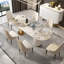 Table de salle à manger ovale moderne et luxueuse-106446241