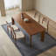 Table de salle à manger rectangulaire de style rétro-945281486