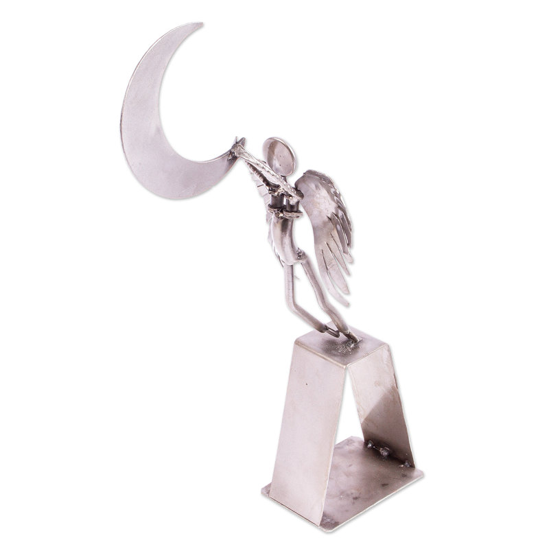 Sculpture juillet de la lune