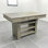 Table de salle à manger à hauteur de comptoir de 60 po pour 4 personnes, table de cuisine rectangulaire à hauteur de bar Farmhouse et plateau de table épais, avec support à vin et tablettes pour la cuisine, le bar