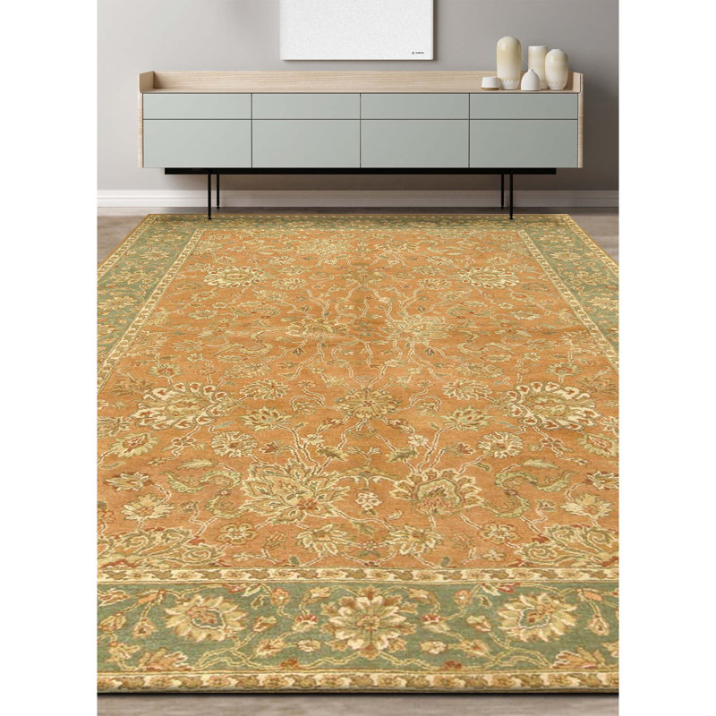 Hand Knotted Wool Oriental Area Rug in Peach And Green