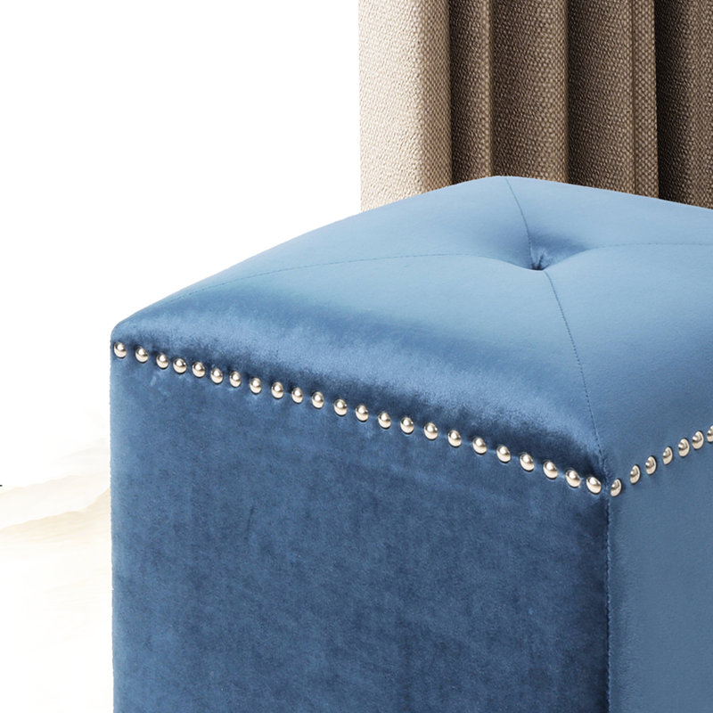 16,51 po Velours foncé bleu foncé avec rembourrage moelleux et bordure cloutée