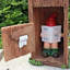 Drôle de gnome de jardin d'extérieur