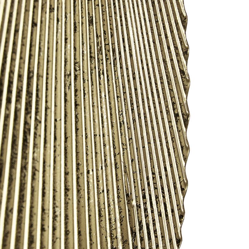 2 demi-lune en métal, feuille d'or métallique pour un intérieur, divers arrangements de suspension à l'intérieur