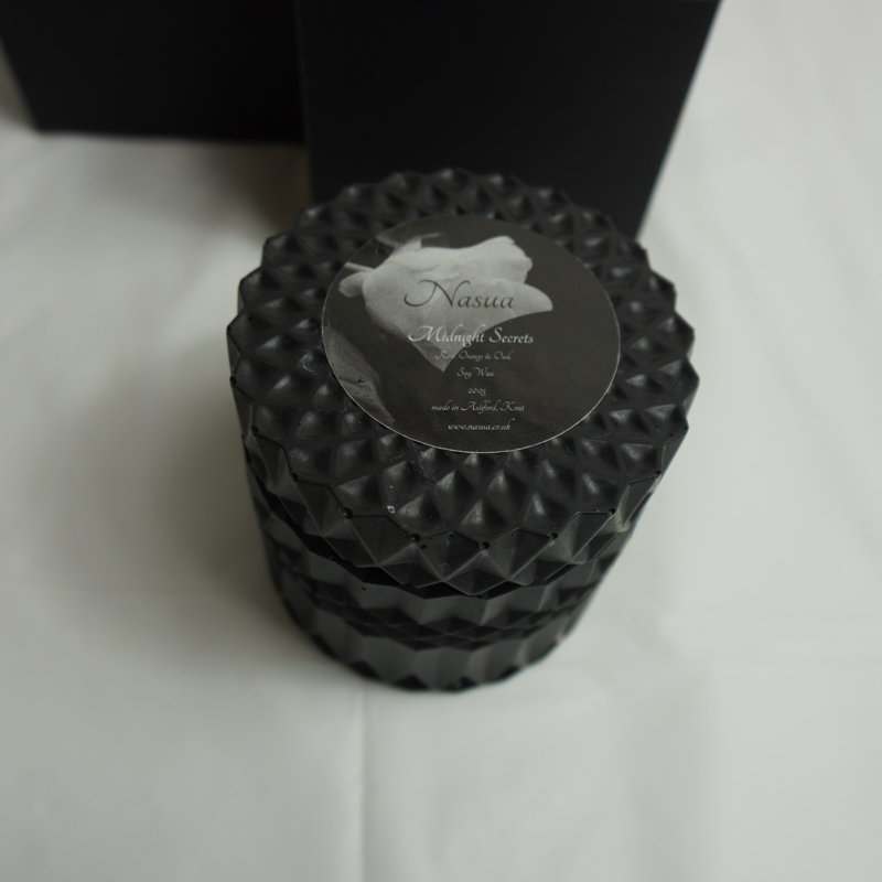 Black Rose & Oud Scented Jar Candle