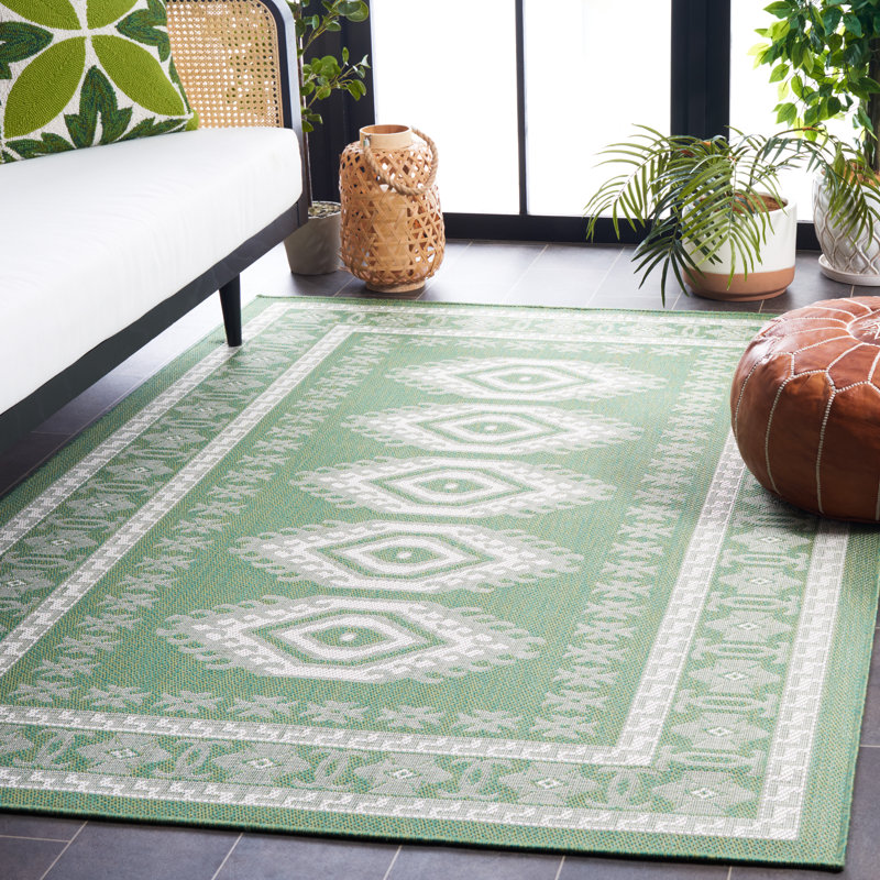 Mashanda Performance Machine Washable Southwestern Indoor/Outdoor Area Rug, Rectangle 5'3" x 7'6"