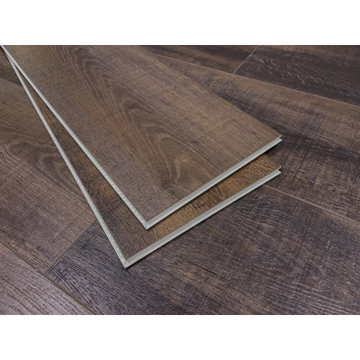 Planche de vinyle de luxe 7 po x 60 po x 8 mm Bellator