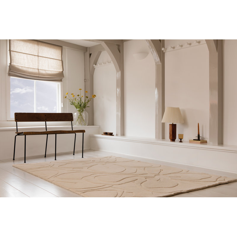 Wool Area Rug in Cream, 4'7" x 6'7"