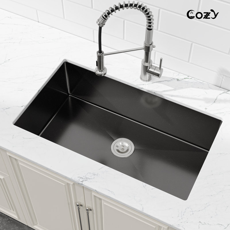 33" Handmade Undermount Single Bowl Stainless Steel Kitchen Sink with Basket Strainer