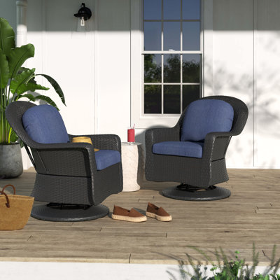 Chaise de patio pivotante en osier moderne avec coussins Beom