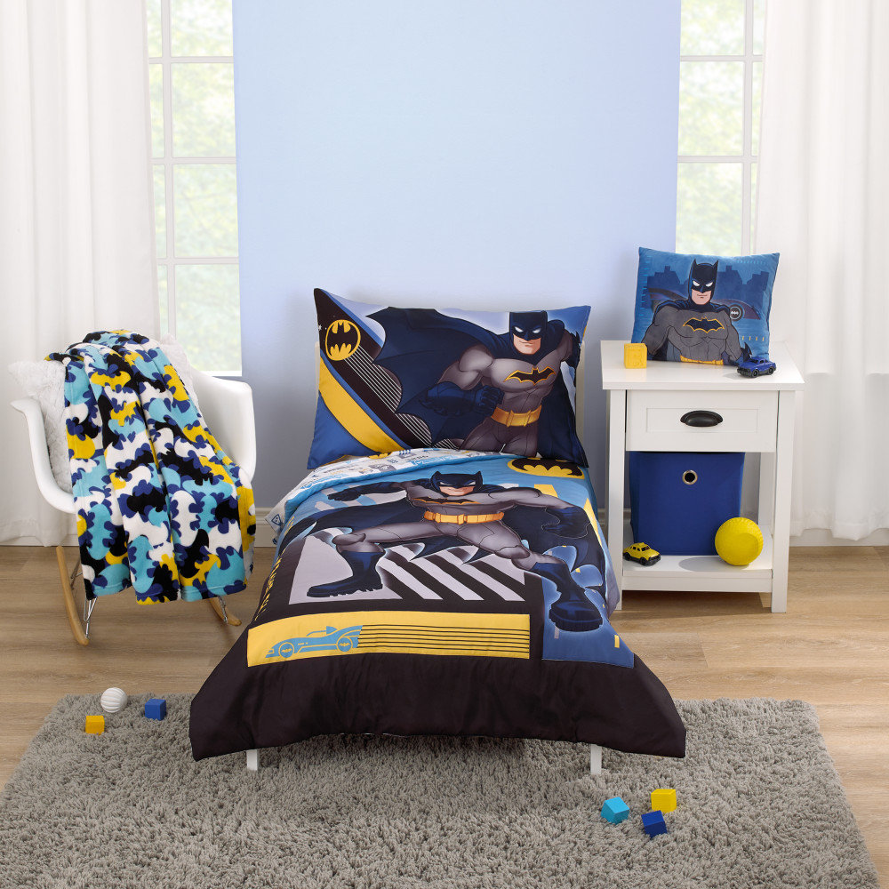 Warner Brothers Batman The Caped Crusader 4 Piece Toddler Bed Set, Blue