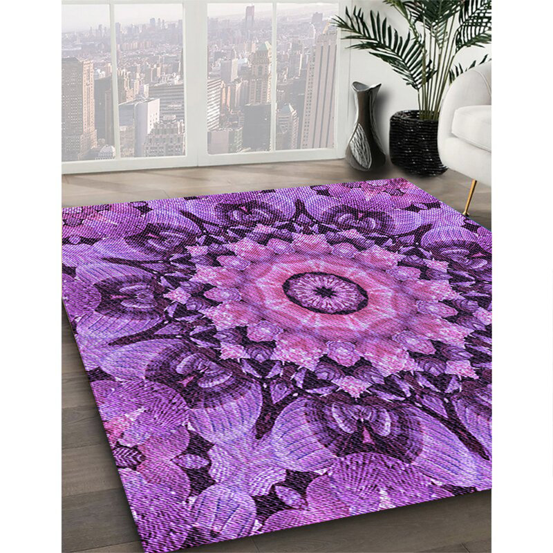 Tapis mauve tissé à la machine, Rond 8 pi