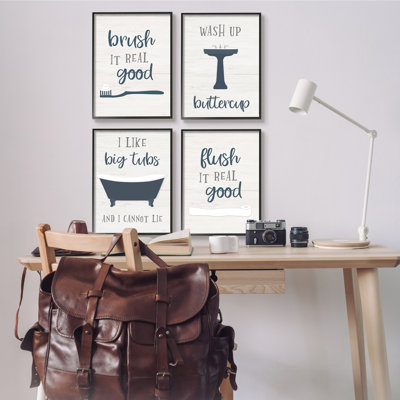 «Bathroom Rules Humor Good Hygie Puns», ensemble de 4 reproductions d'art surdimensionnées et giclées sur fond bleu gris par Natalie Carpentieri