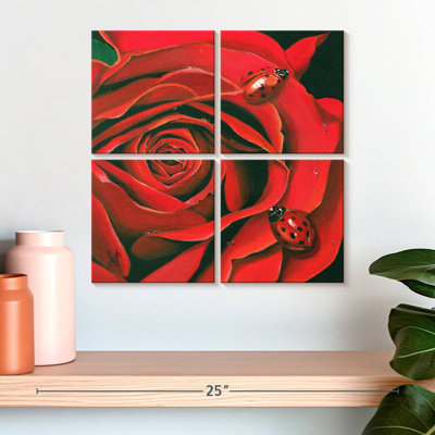 Harnek fleur rouge et insectes