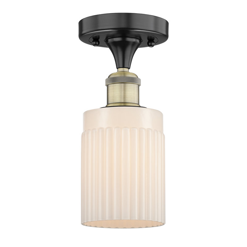 Plafonnier semi-encastré en verre Kamena, Blanc mat, H 9,13 po x l 4,5 po x P 4,5 po, Laiton antique noir