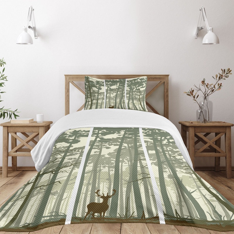 Twin White Quilted Bedspread Set with Forest Design