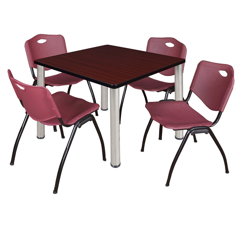 Plateau de table Kee Square, 4 chaises empilables, H 30 po x l 29 po x P 29 po, Chrome, Acajou