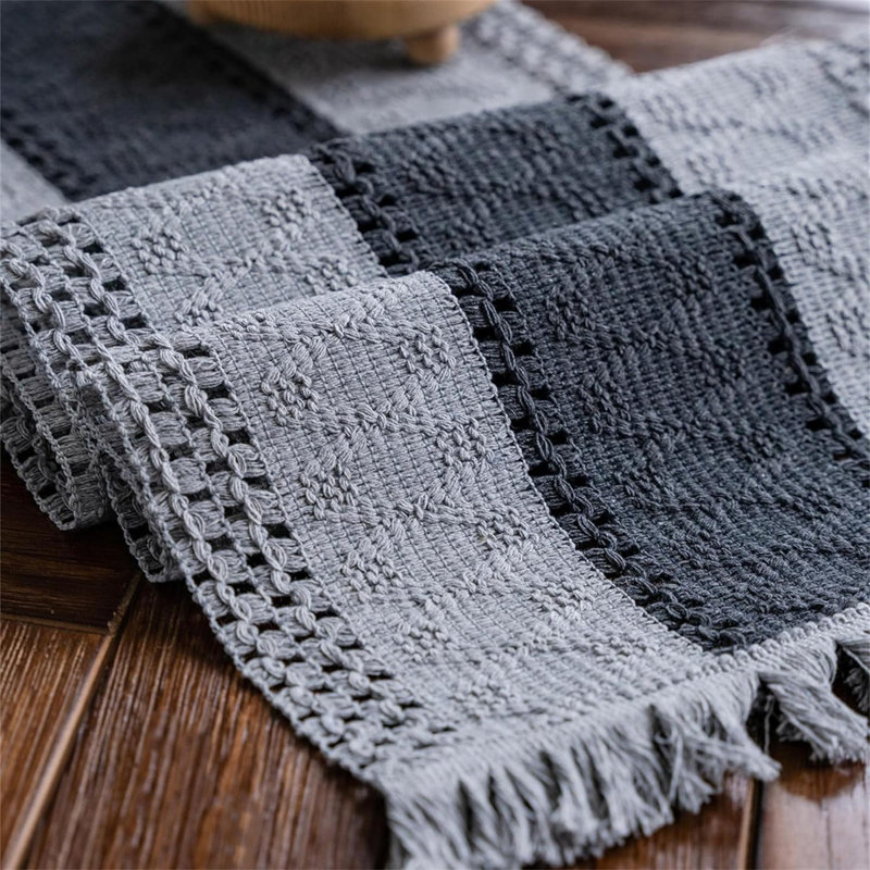 Chemin de table Symona, L 12 po x L 71 po, Gris / Gris foncé