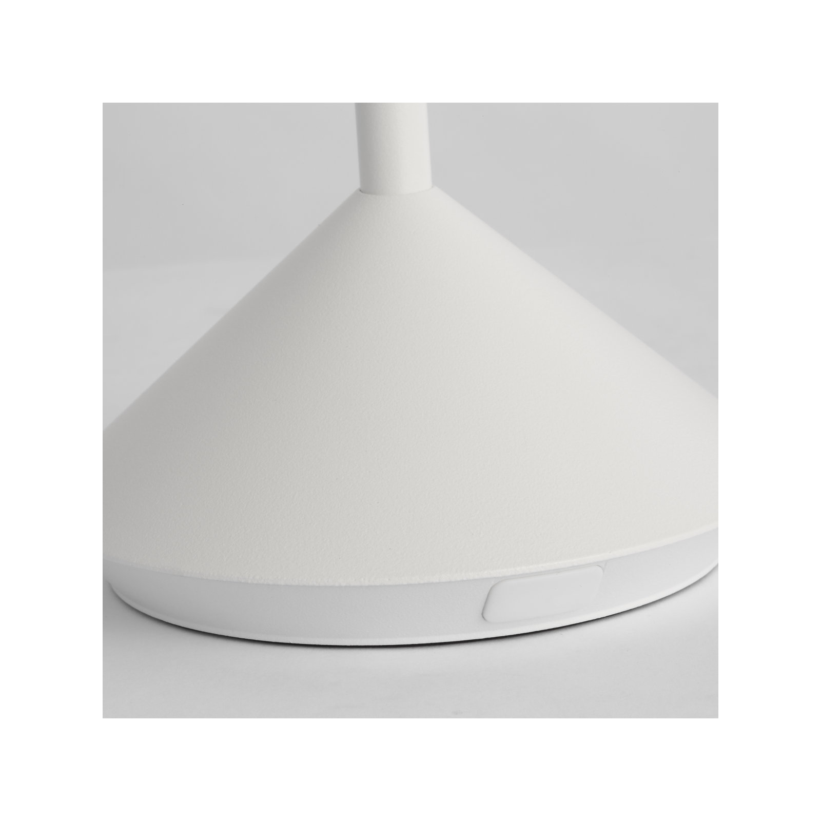 Moneta Accent Rechargeable Table Lamp, Matte White