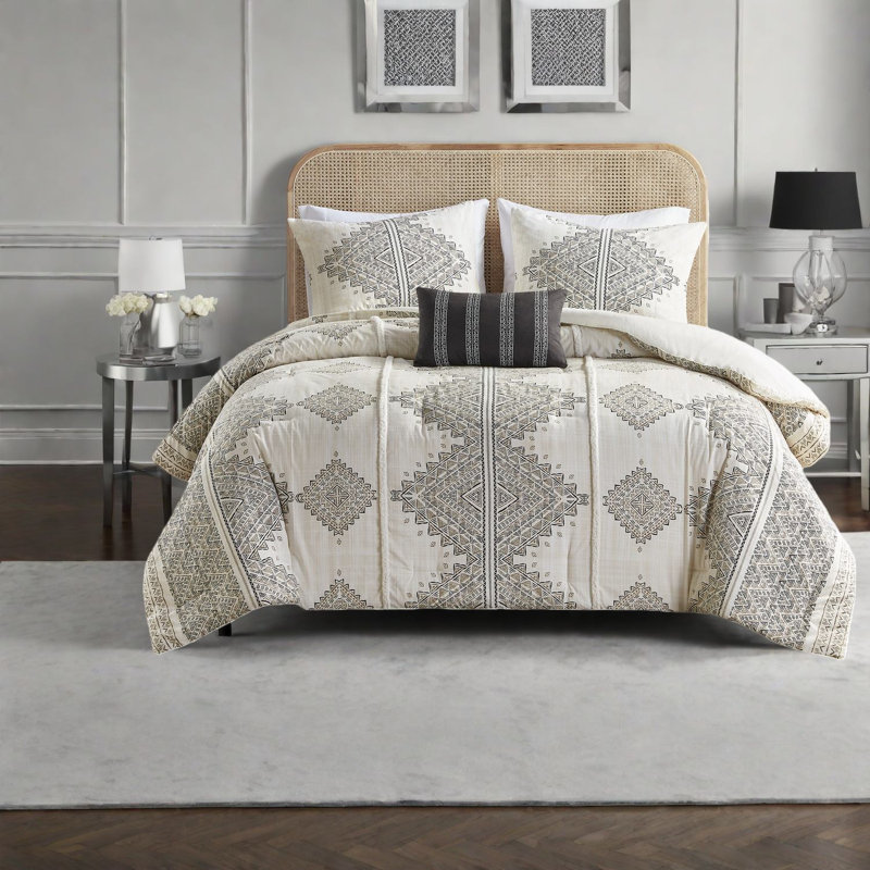 Luxurious Bedding Sets Polyester Design Black Ivory King