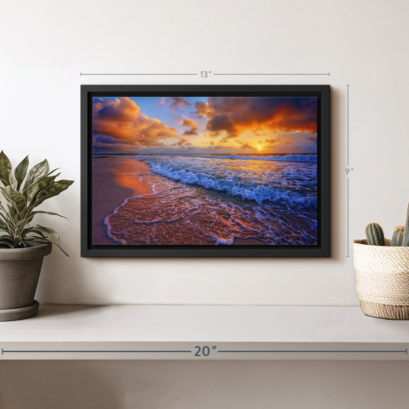 Plage «Clouds Enshrouding Ocean Shore», reproduction sur toile, H 9 po x l 13 po