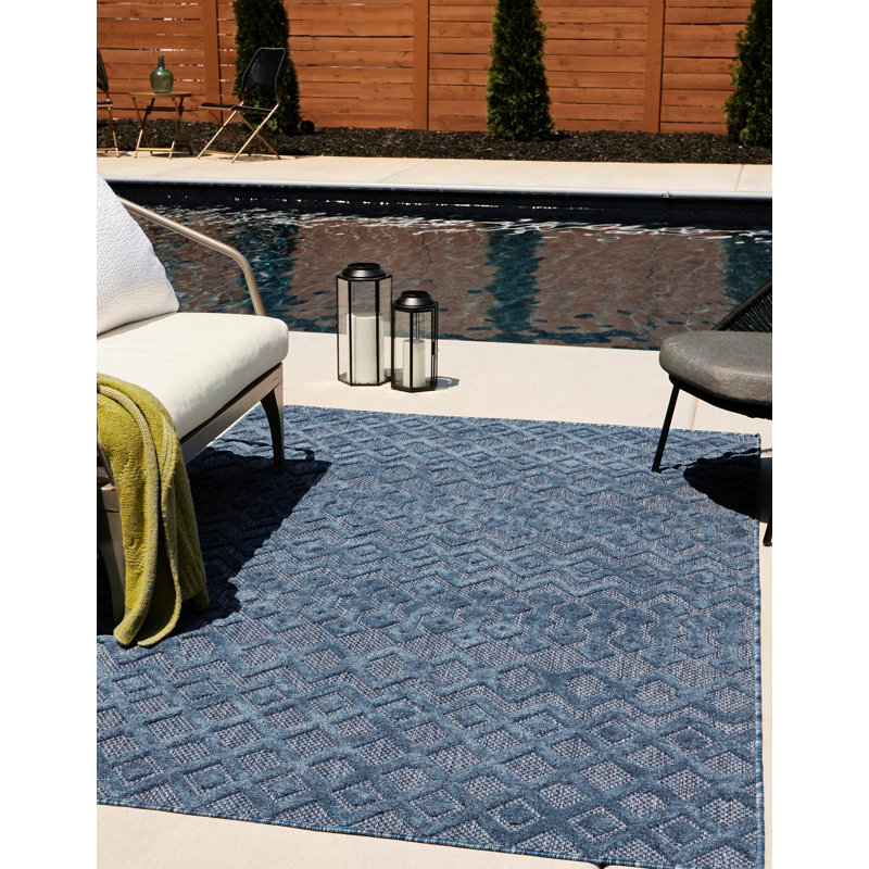 Gries Geometric Indoor / Outdoor Rug, Rectangle 2' x 3'