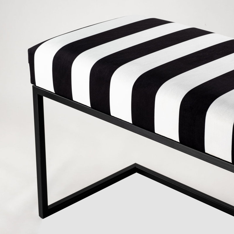Fareen Velvet Upholstered Bench, 45 x 90 x 30cm