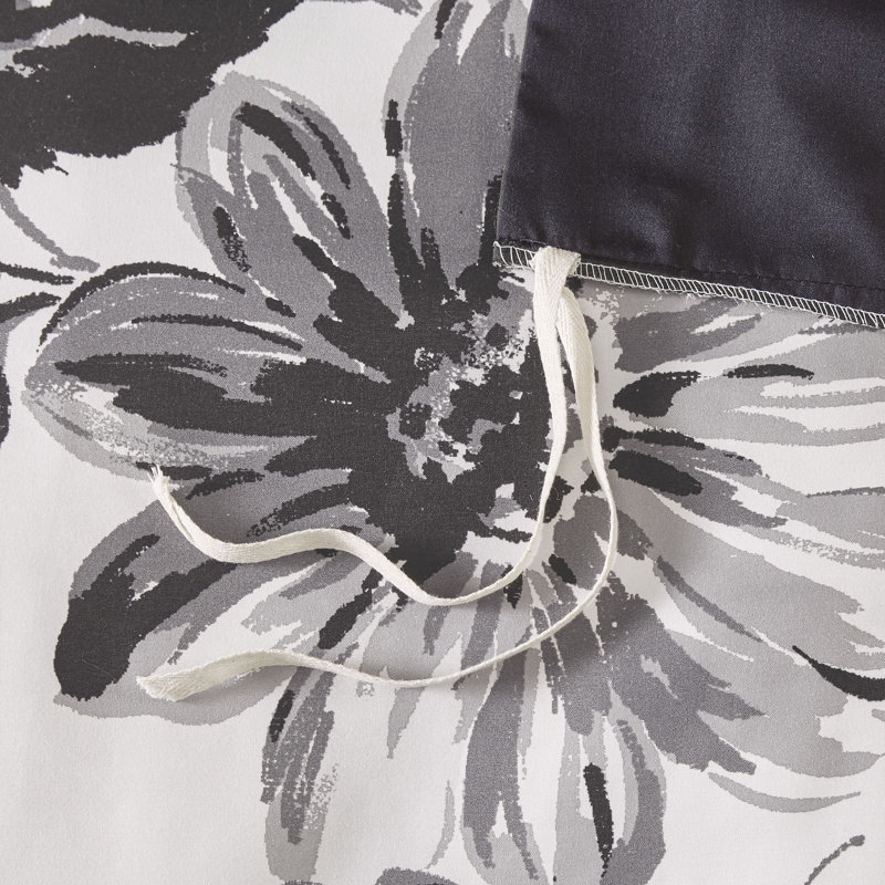 Black and White Floral Twin Microfiber Comforter Set