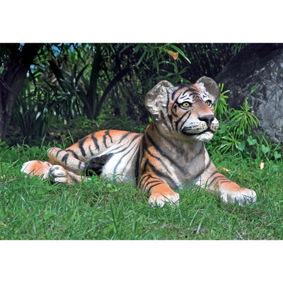 The Grand Scale Wildlife Animal Lying Down Tiger Cub Statue