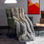 Surdimensionné en fausse fourrure Thomas Collection® Misty Mountain Wolf-134623003