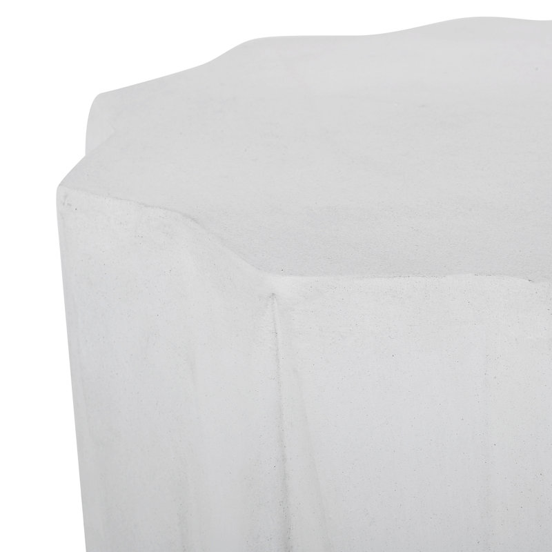 Table d'appoint d'extérieur en béton léger