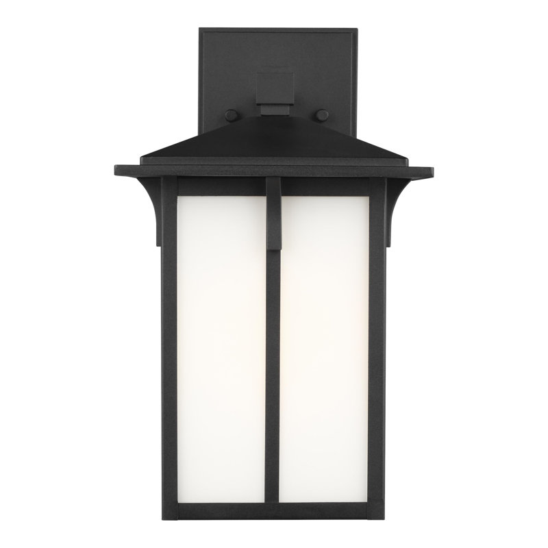 Lanterne murale d'extérieur moyenne à une lumière Tomek de Génération Éclairage , Non, Noir, H 14 po x l 8,38 po x P 8,38 po