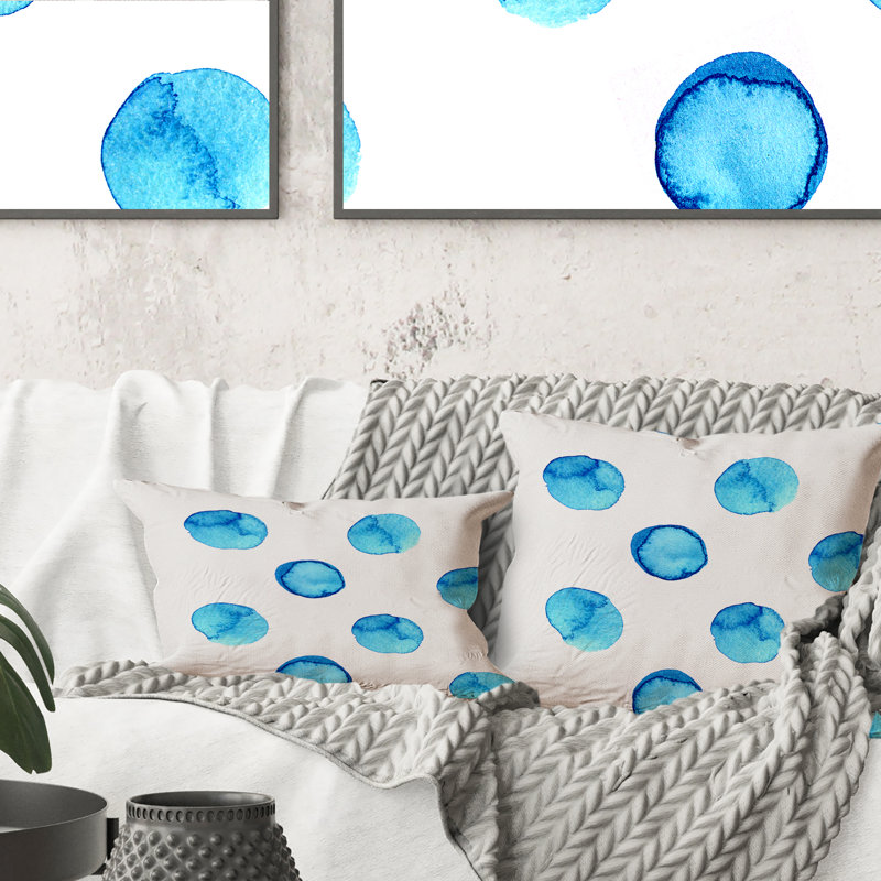 Coussin décoratif moderne à pois bleu clair et à imprimé moderne