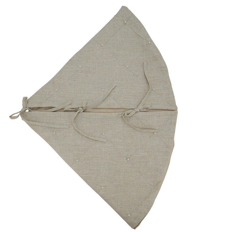 Natural Diamond Stitched Round Christmas Tree Skirt