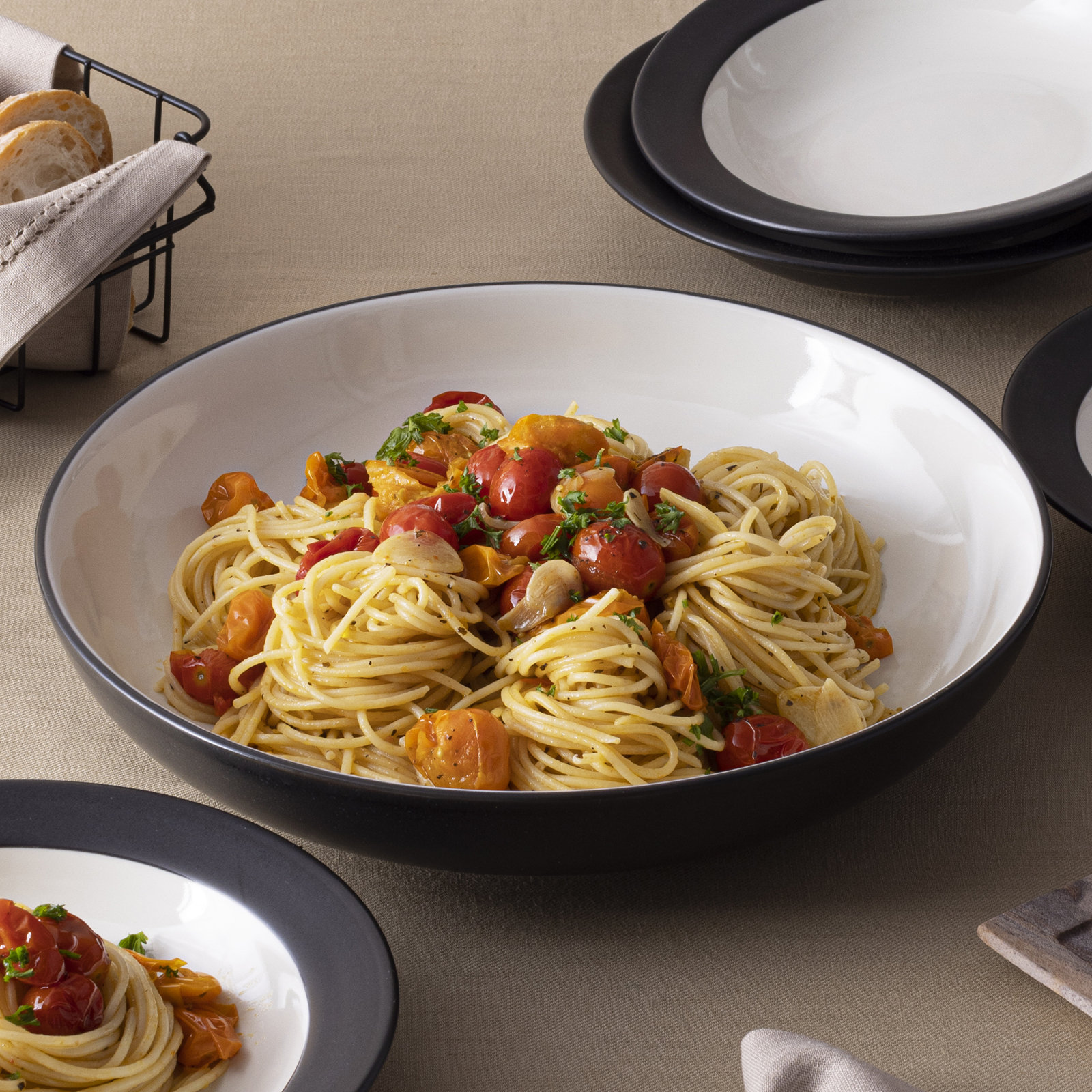 Colorwave Stoneware Dinnerware Set - Service for 4