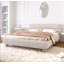 Lit contemporain tapissier à profil bas avec tissu en molleton Teddy et pieds ronds massifs, conception élégante en forme de courbe pour la chambre à coucher, grand lit, blanc