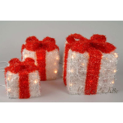 Christmas Figurines & Collectibles