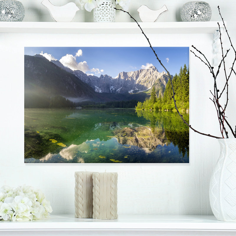 Lac vert dans les Alpes - reproduction sur toile tendue, H 20 po x l 20 po x P 1 po