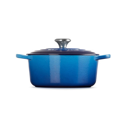 Le Creuset Signature Enameled Cast Iron Round Dutch Oven with Lid