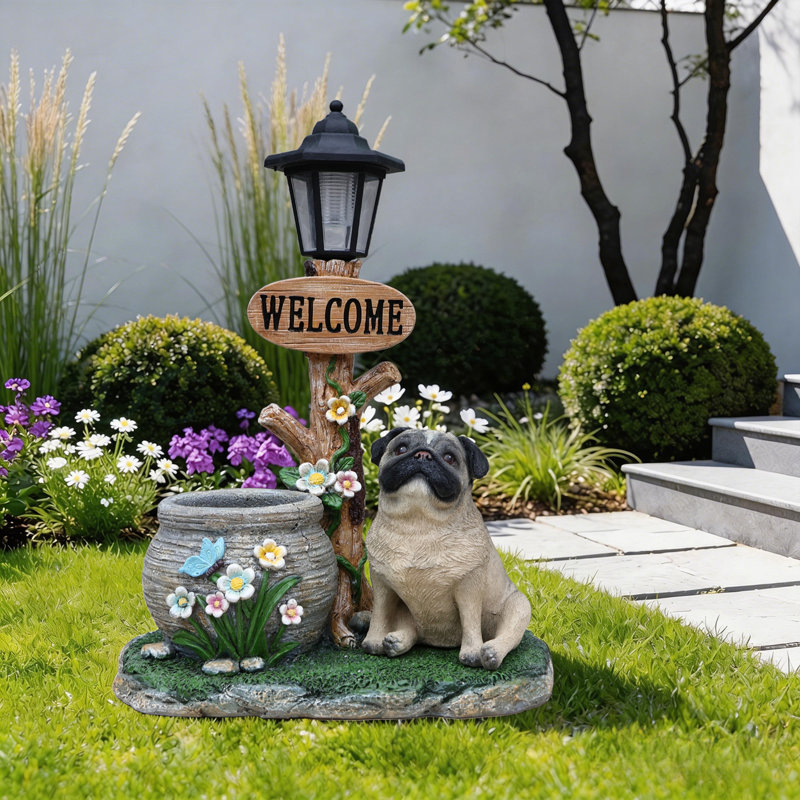 Statue de planteur de chien carlin assis