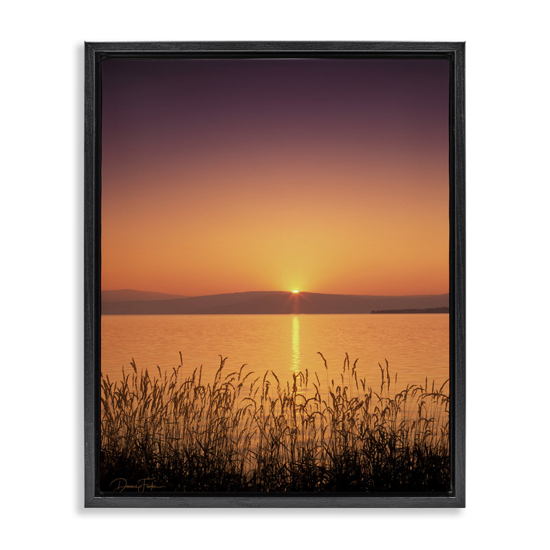 "Deep Orange Sunset", art mural sur toile flottante par Dennis Frates, Cadre flottant noir de jais, H 31 po x l 25 po