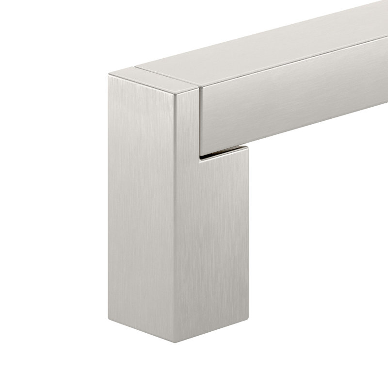 Poignée barre 7 9/16 po d'un centre à l'autre en métal et en aluminium contemporain Expression