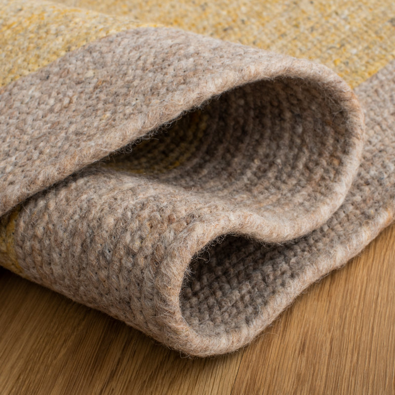 Mccann Hand Woven Wool/Cotton Rug in Gold/Beige, Oval 5' x 7'