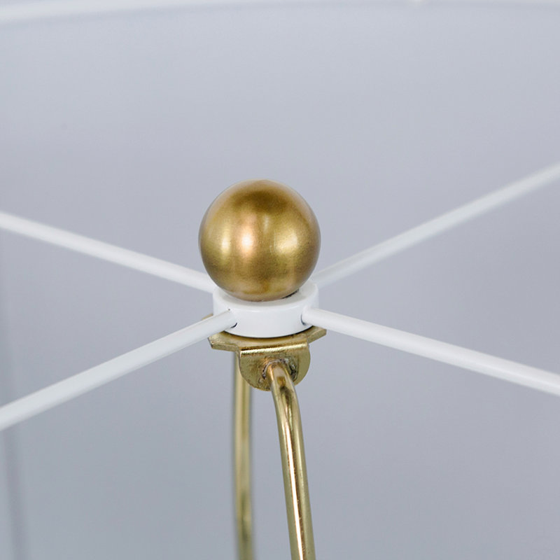 Lampe de table avec disque contemporain